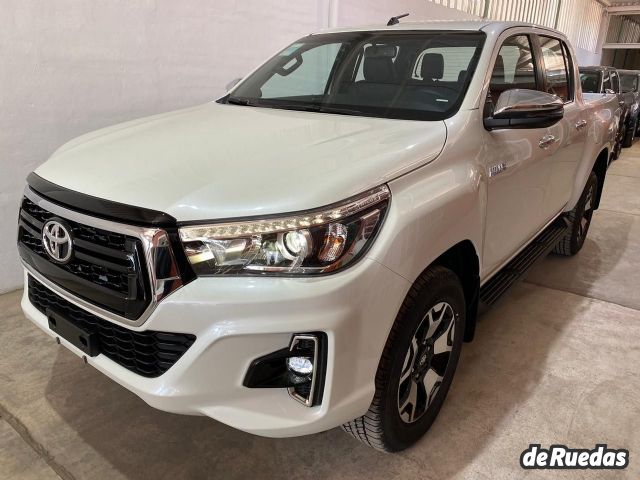 Toyota Hilux Nueva en Mendoza, deRuedas