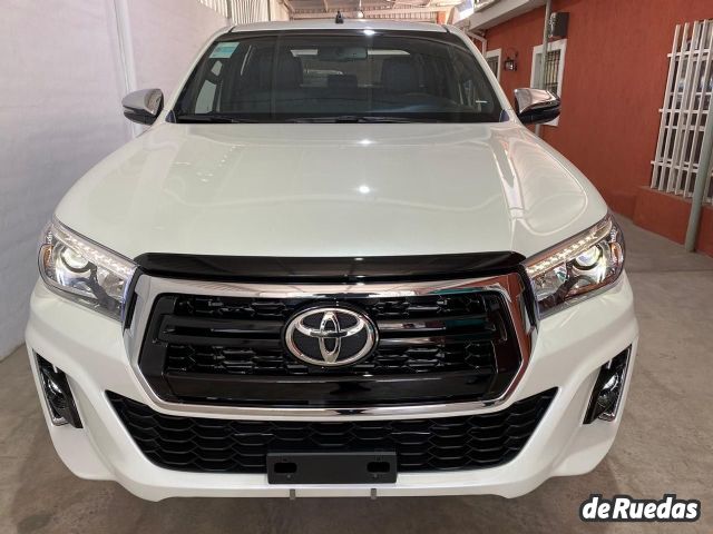 Toyota Hilux Nueva en Mendoza, deRuedas