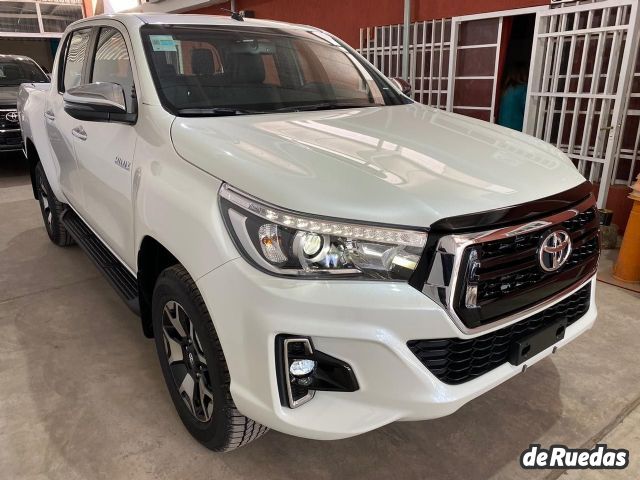 Toyota Hilux Nueva en Mendoza, deRuedas