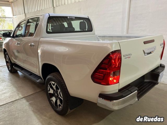 Toyota Hilux Nueva en Mendoza, deRuedas