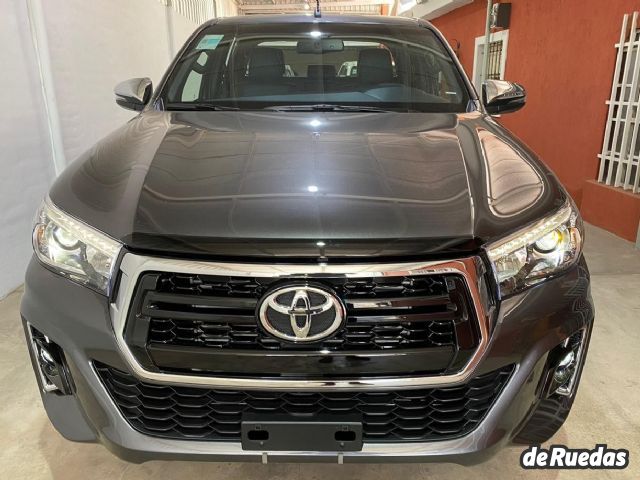 Toyota Hilux Nueva en Mendoza, deRuedas