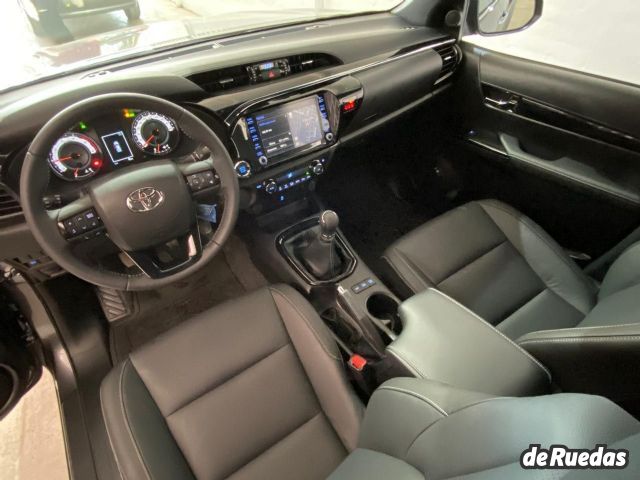 Toyota Hilux Nueva en Mendoza, deRuedas