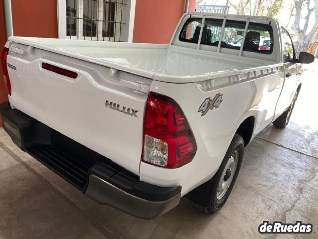 Toyota Hilux Nueva en Mendoza, deRuedas