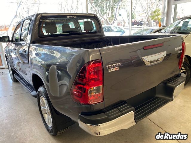 Toyota Hilux Nueva en Mendoza, deRuedas