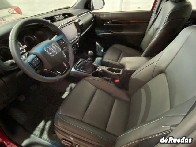 Toyota Hilux Nueva en Mendoza, deRuedas