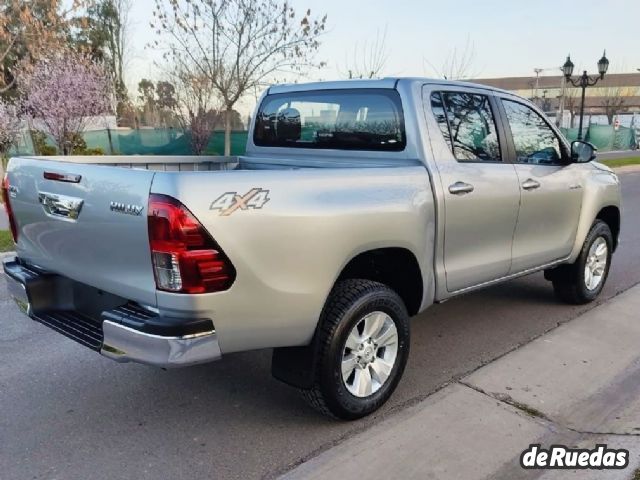 Toyota Hilux Nueva en Mendoza, deRuedas
