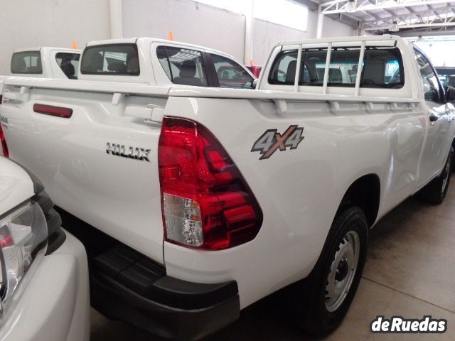 Toyota Hilux Nueva en Mendoza, deRuedas