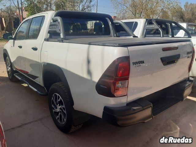 Toyota Hilux Nueva en Mendoza, deRuedas
