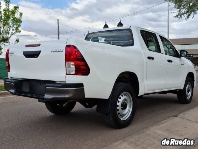 Toyota Hilux Nueva en Mendoza, deRuedas