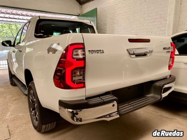Toyota Hilux Nueva en Mendoza, deRuedas