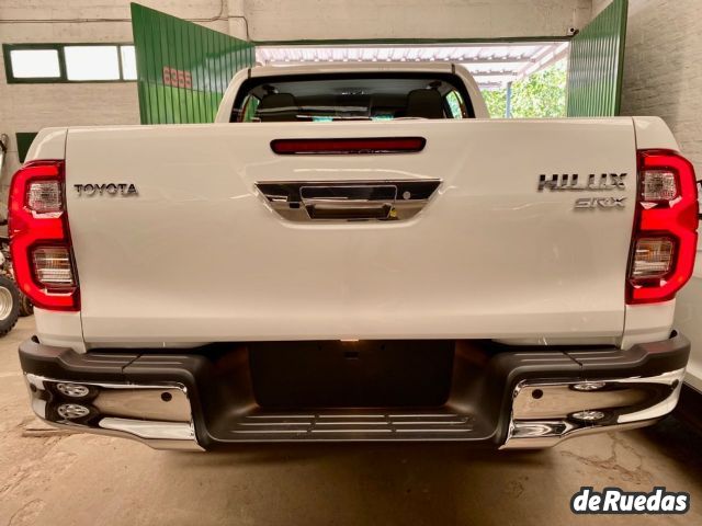 Toyota Hilux Nueva en Mendoza, deRuedas
