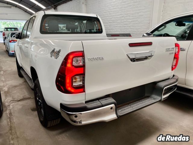 Toyota Hilux Nueva en Mendoza, deRuedas