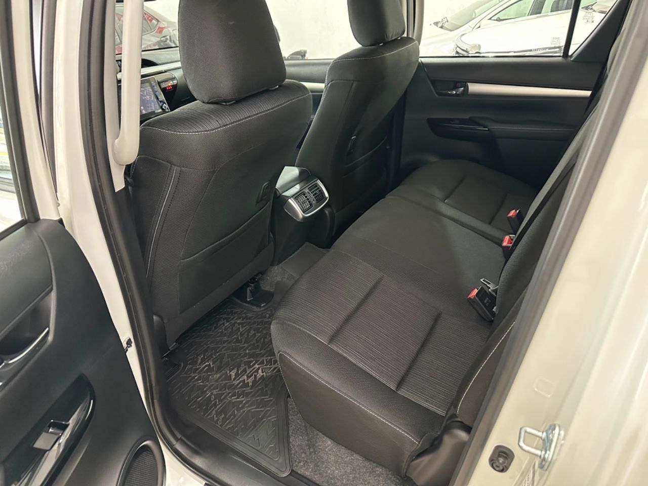 Toyota Hilux Nueva en Mendoza, deRuedas