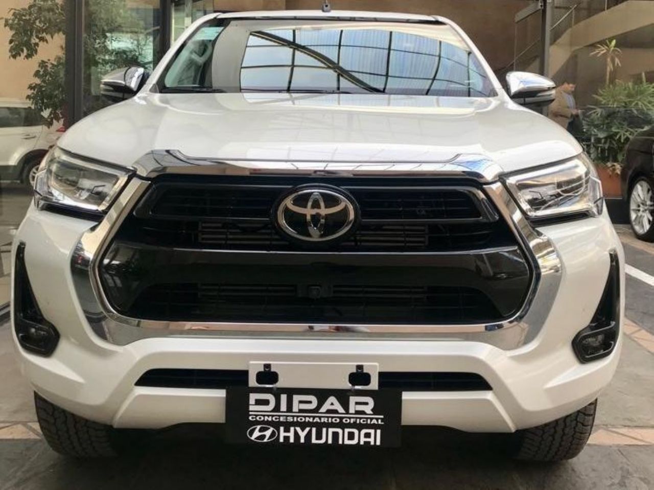 Toyota Hilux Nueva en Mendoza, deRuedas