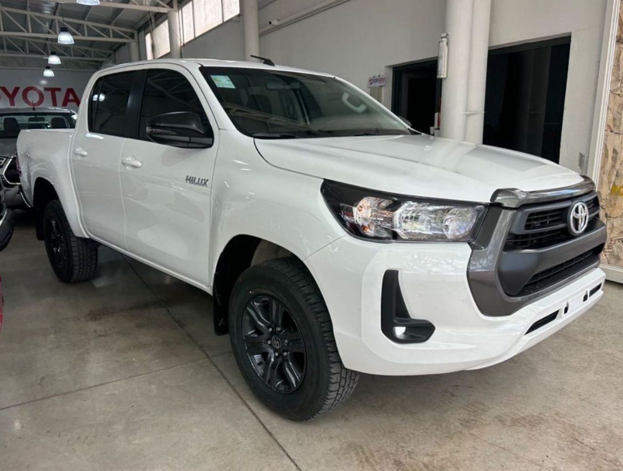 Toyota Hilux Nueva en Mendoza, deRuedas