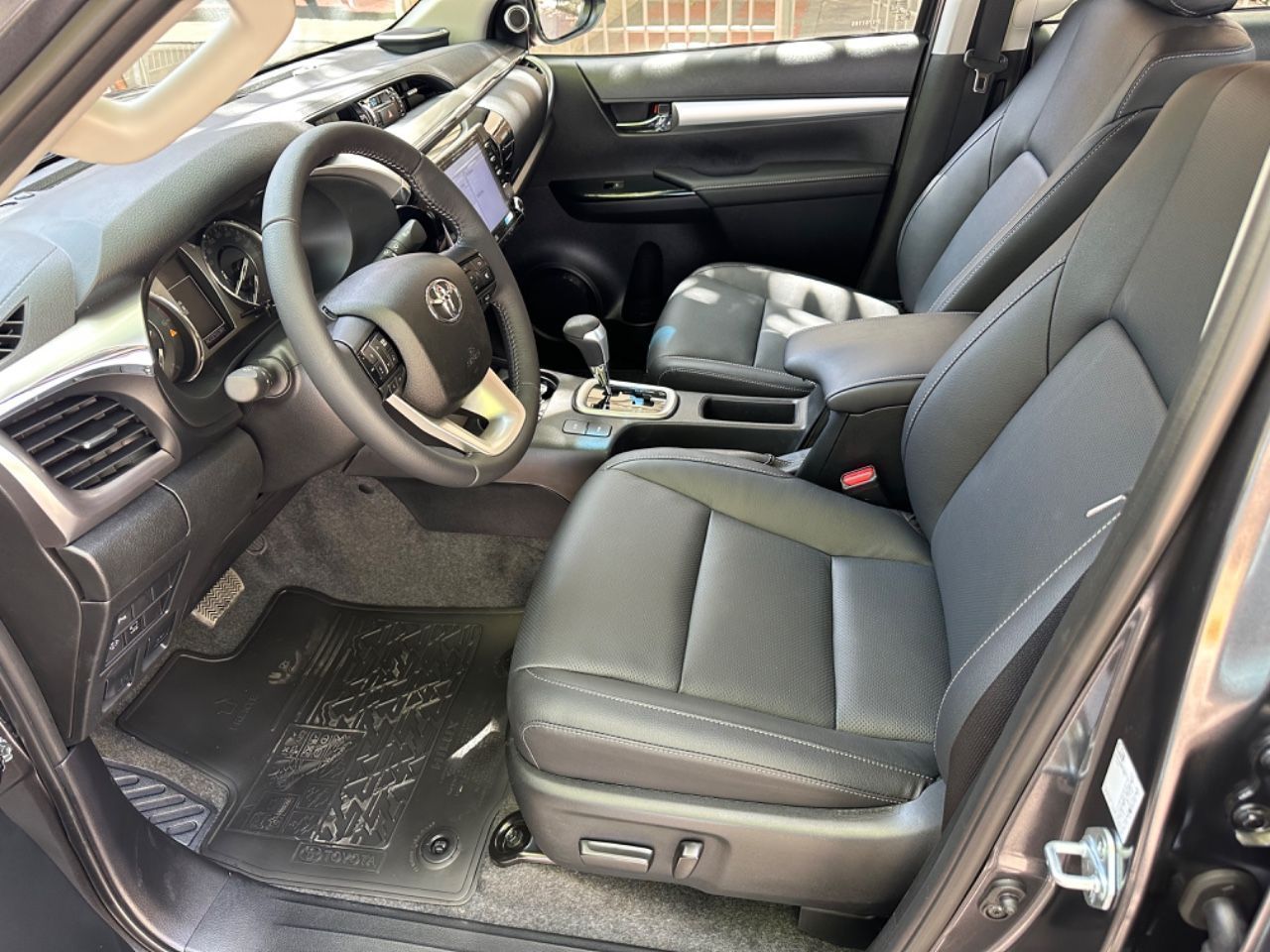 Toyota Hilux Nueva en Mendoza, deRuedas