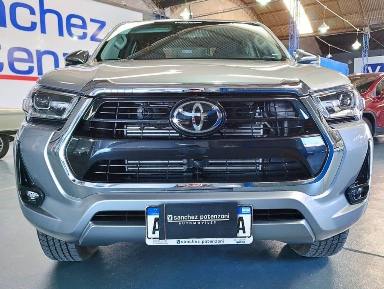 Toyota Hilux Nueva en Mendoza, deRuedas