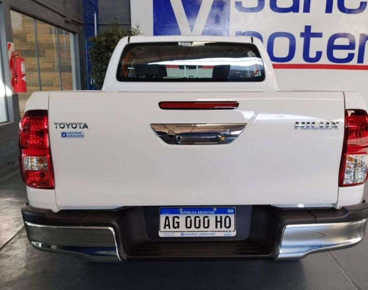 Toyota Hilux Nueva en Mendoza, deRuedas