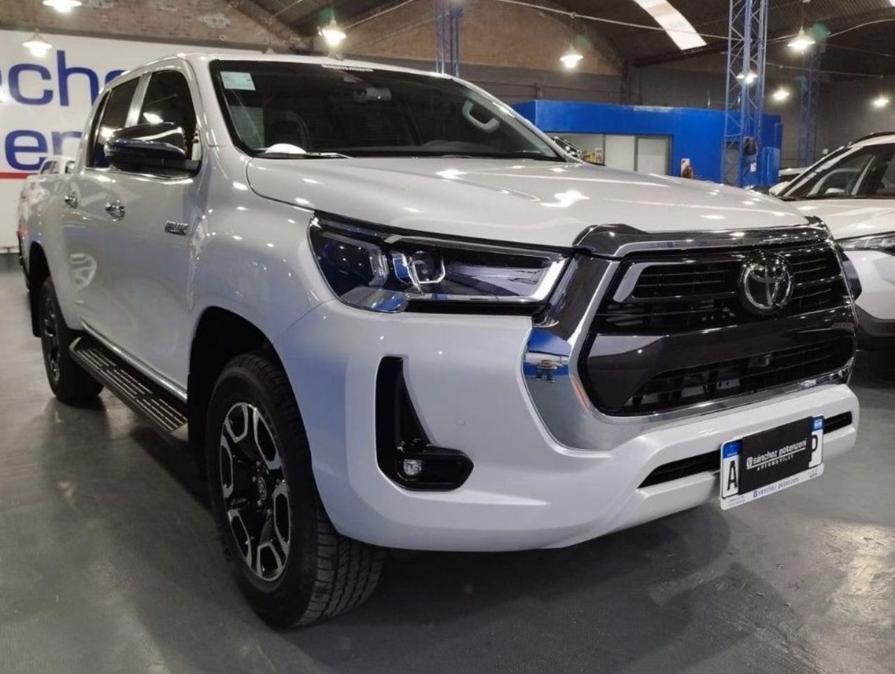 Toyota Hilux Nueva en Mendoza, deRuedas