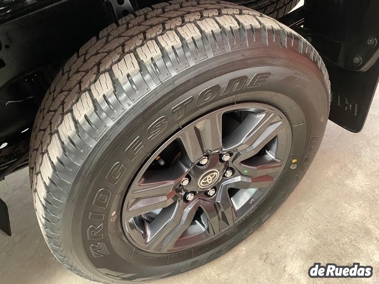 Toyota Hilux Nueva en Mendoza, deRuedas