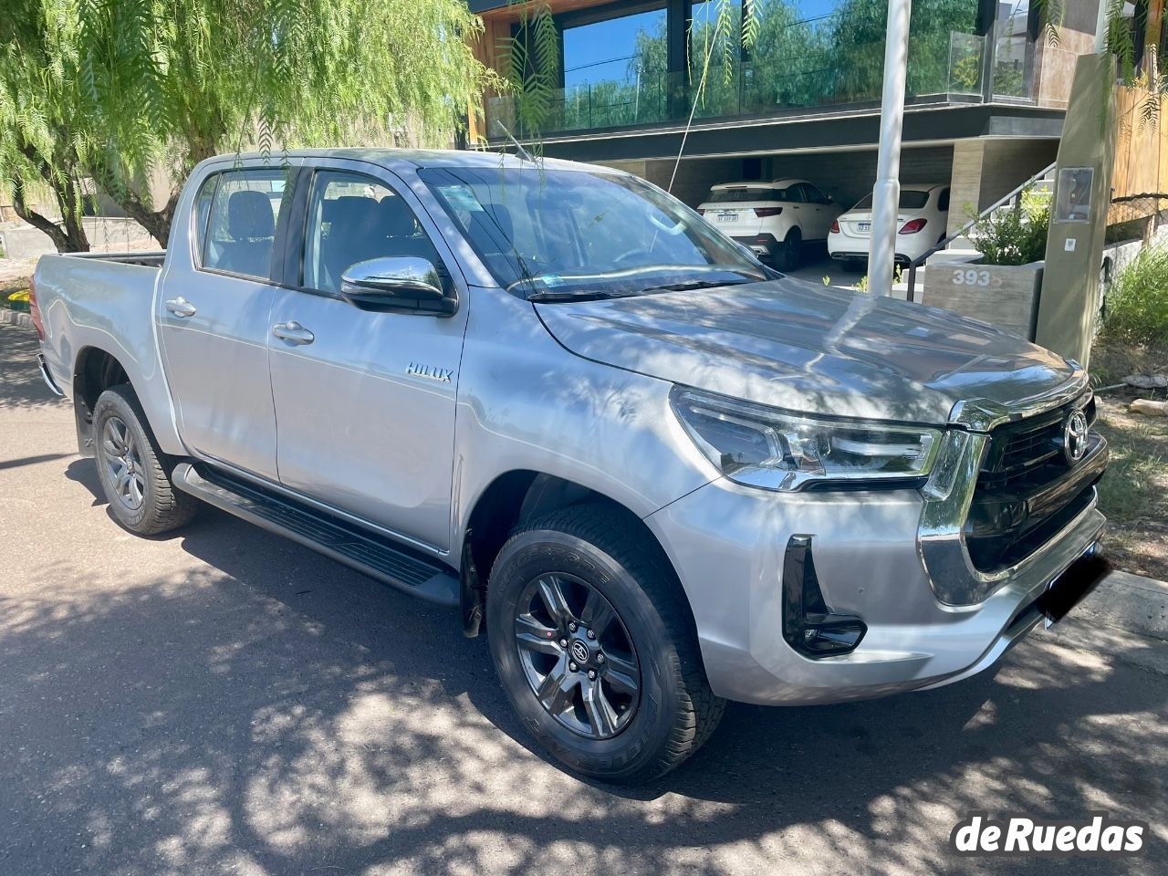 Toyota Hilux Nueva en Mendoza, deRuedas