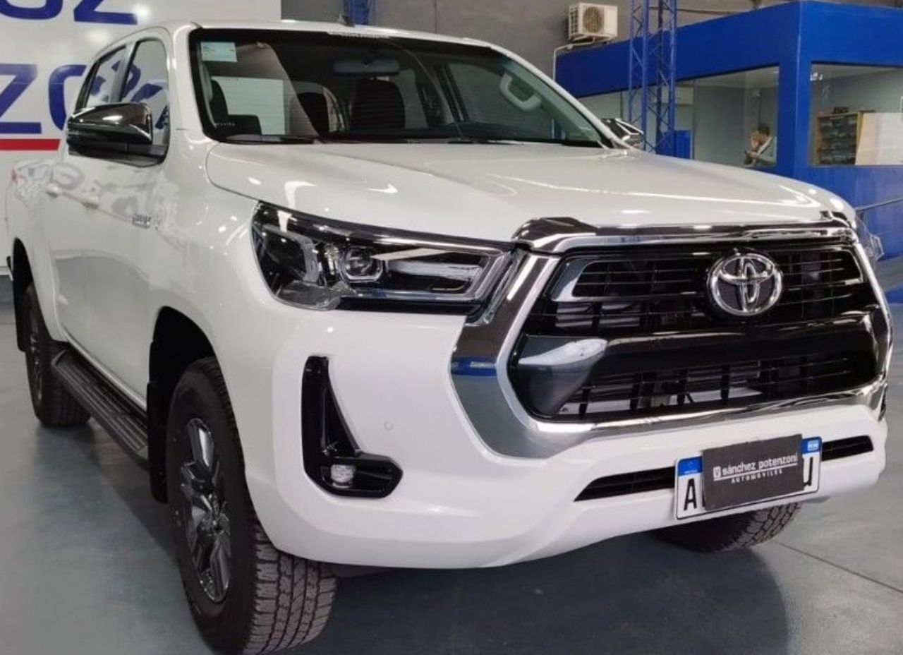 Toyota Hilux Nueva en Mendoza, deRuedas