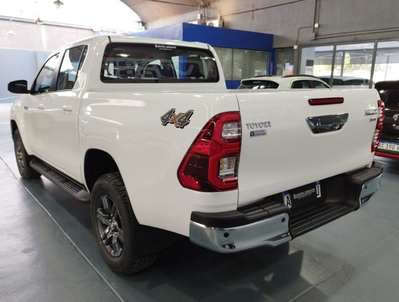 Toyota Hilux Nueva en Mendoza, deRuedas