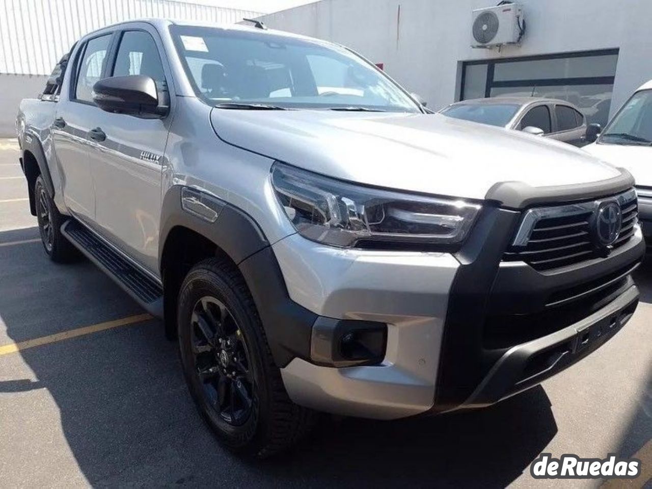Toyota Hilux Nueva en San Juan, deRuedas