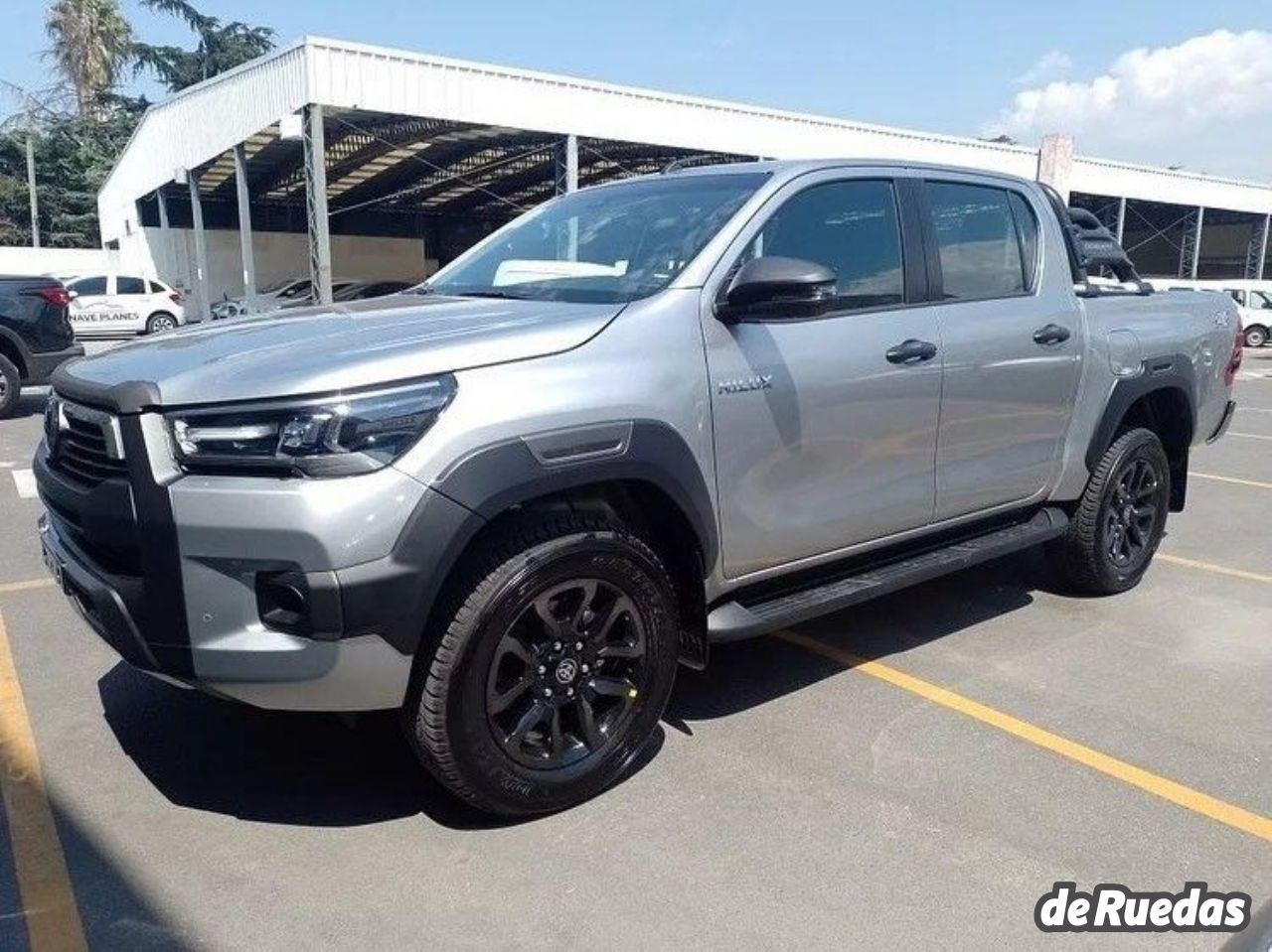 Toyota Hilux Nueva en San Juan, deRuedas