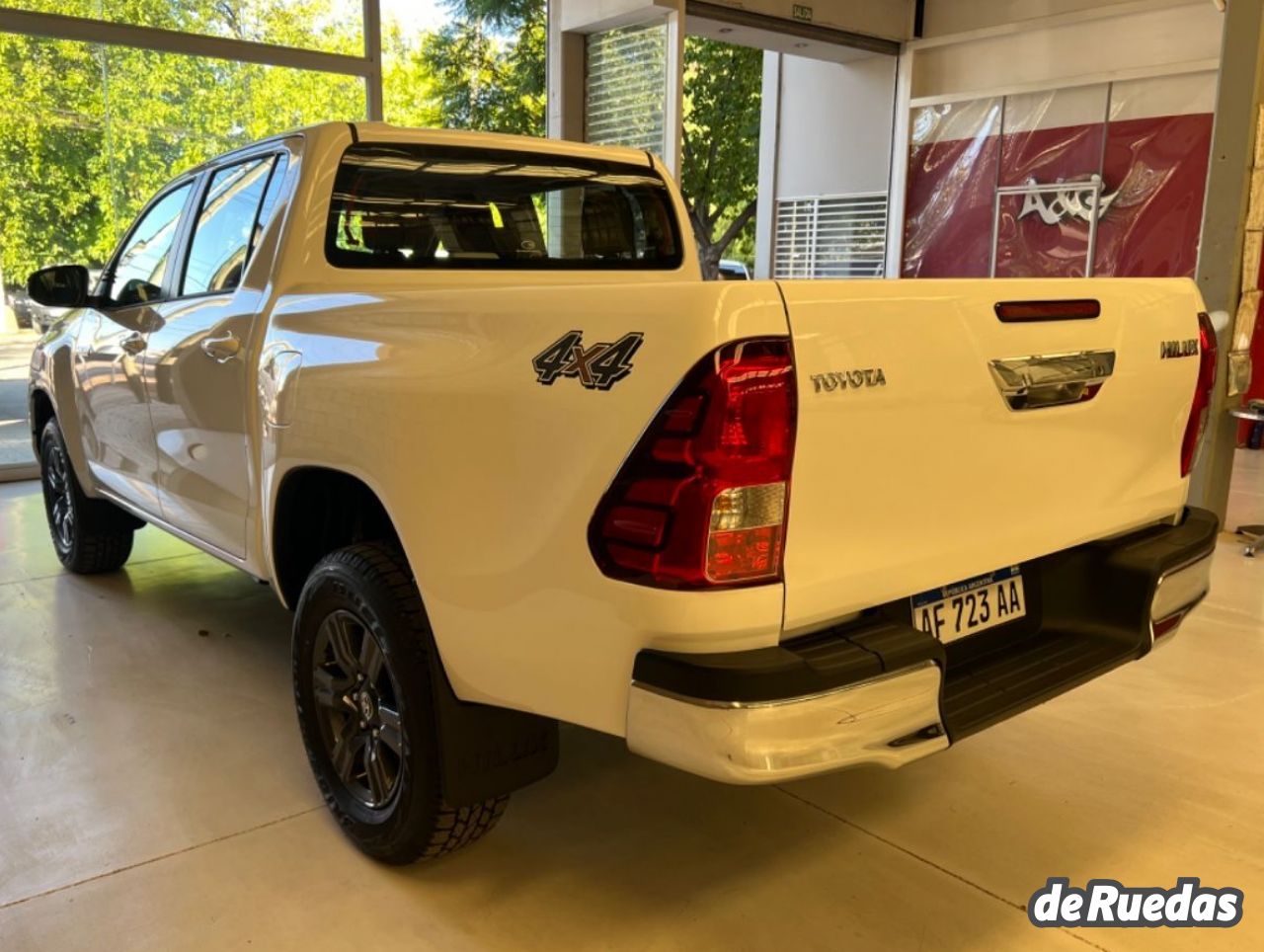 Toyota Hilux Nueva en Mendoza, deRuedas