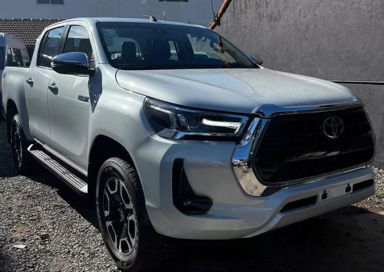 Toyota Hilux Nueva en Buenos Aires, deRuedas