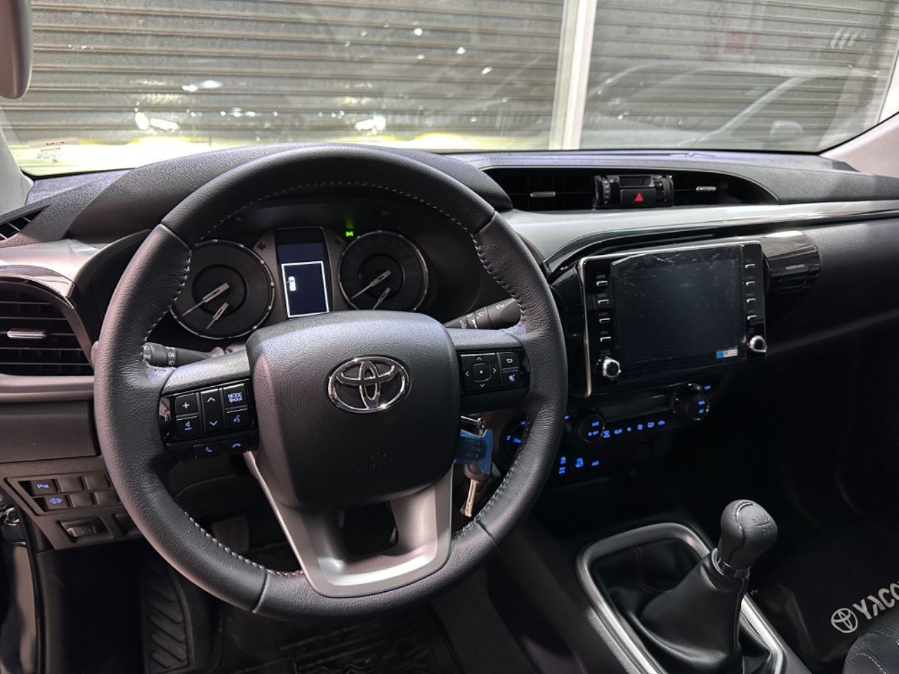 Toyota Hilux Nueva en Mendoza, deRuedas