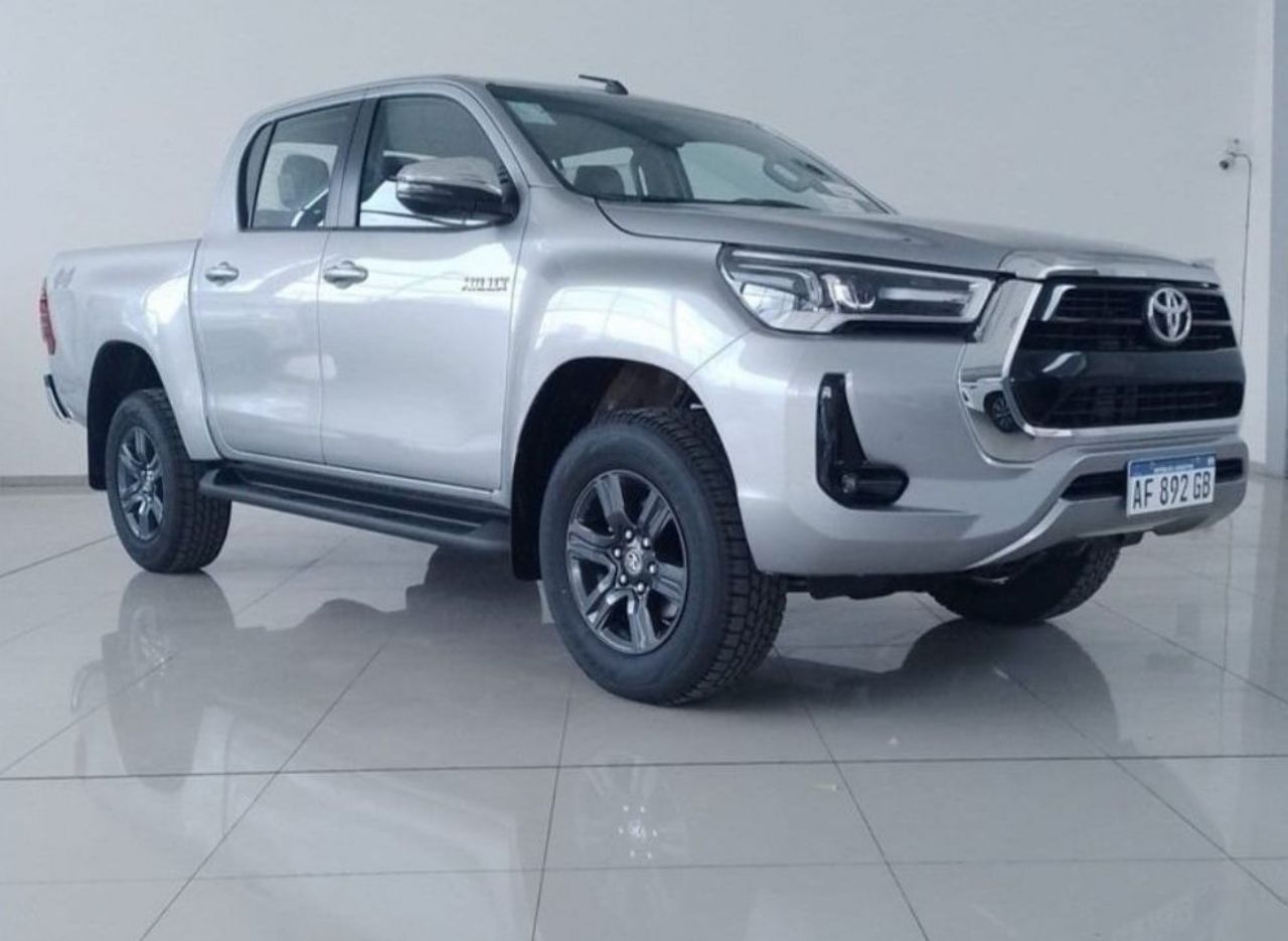 Toyota Hilux Nueva en Mendoza, deRuedas