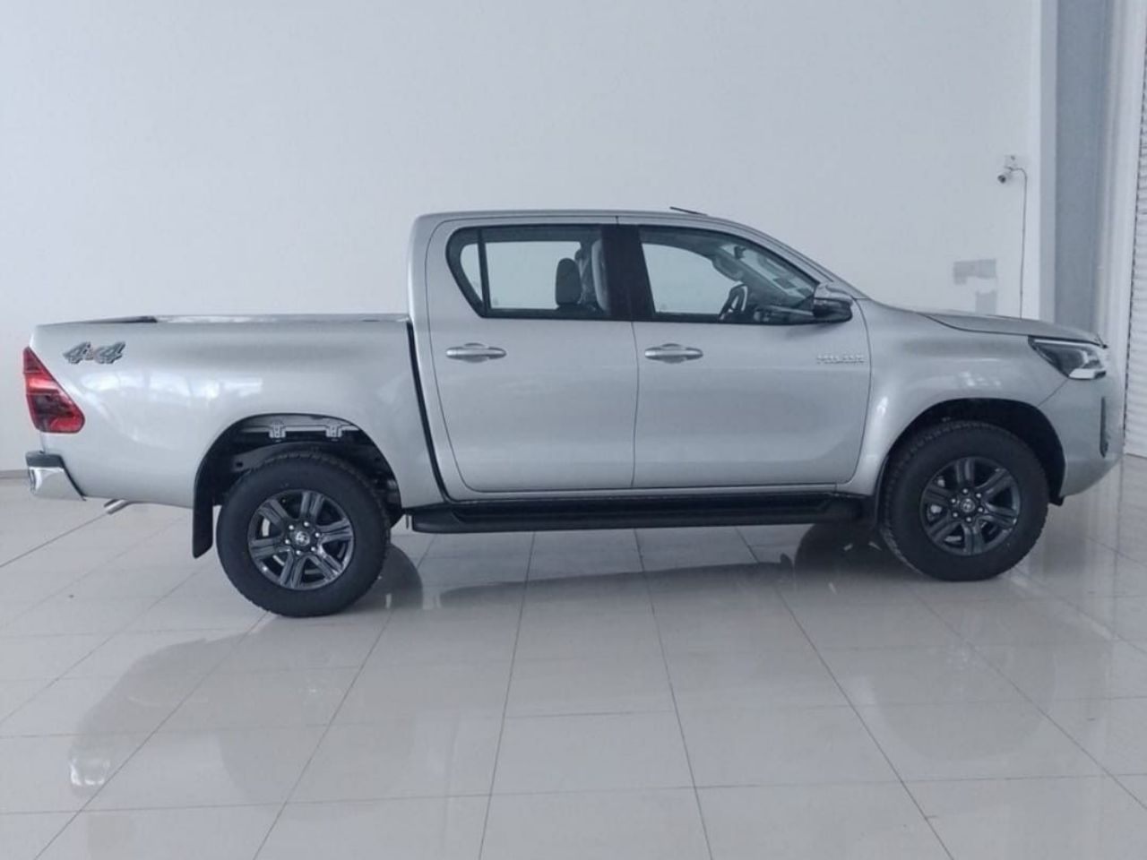 Toyota Hilux Nueva en Mendoza, deRuedas
