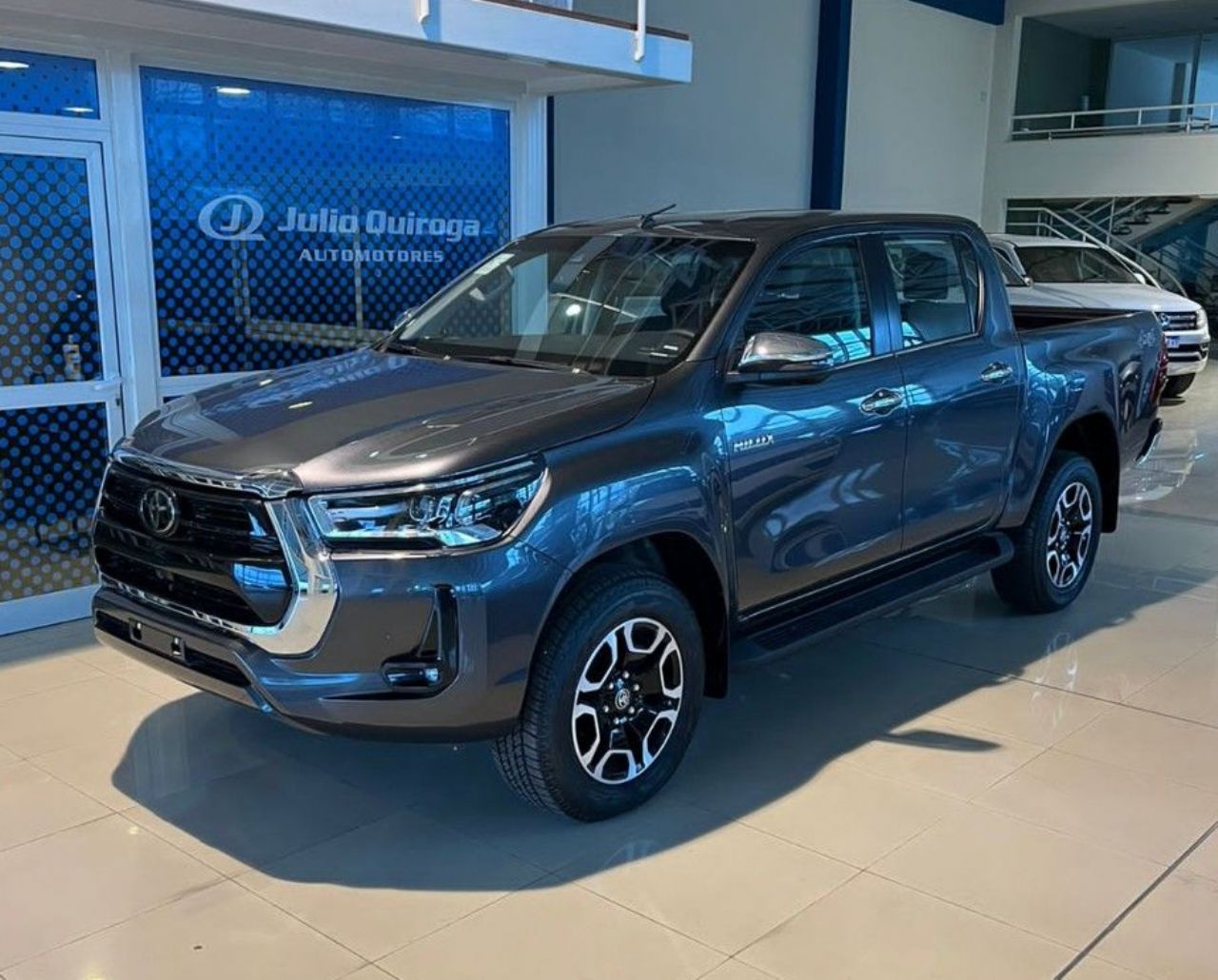 Toyota Hilux Nueva en Mendoza, deRuedas