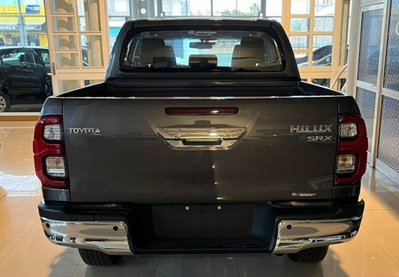 Toyota Hilux Nueva en Mendoza, deRuedas