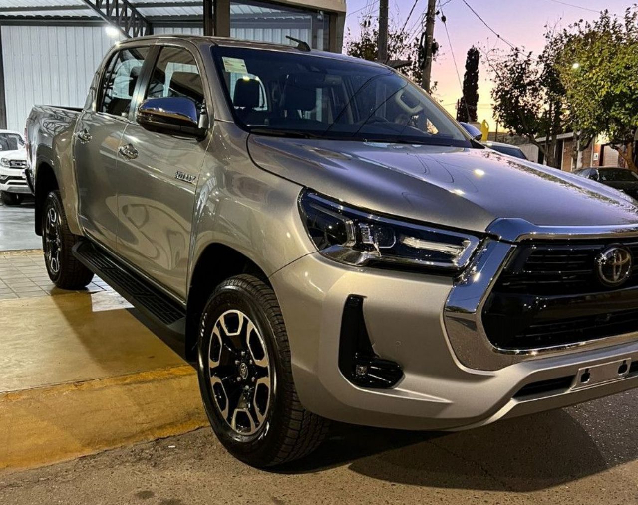 Toyota Hilux Nueva en San Juan, deRuedas