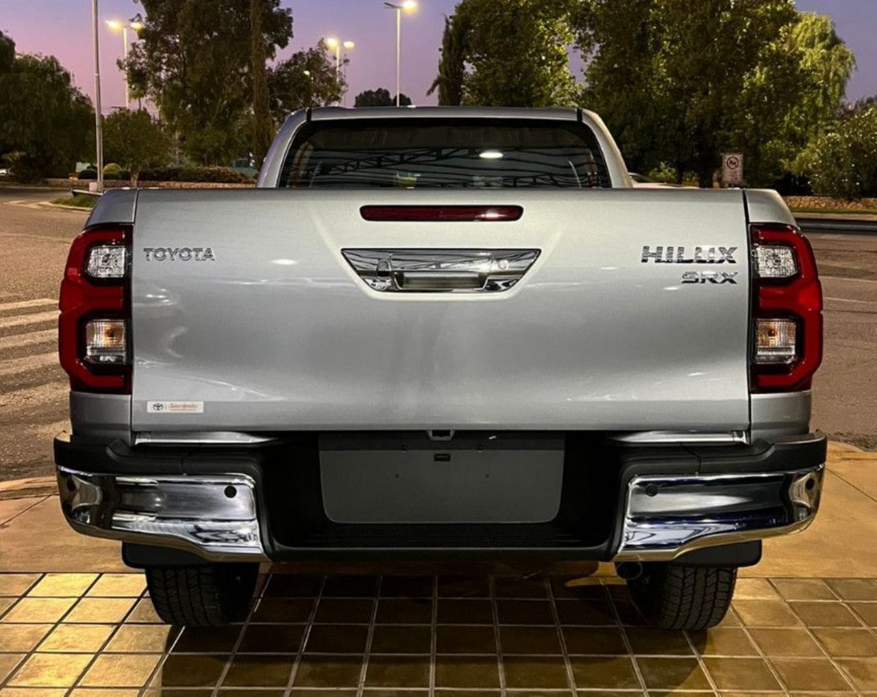 Toyota Hilux Nueva en San Juan, deRuedas