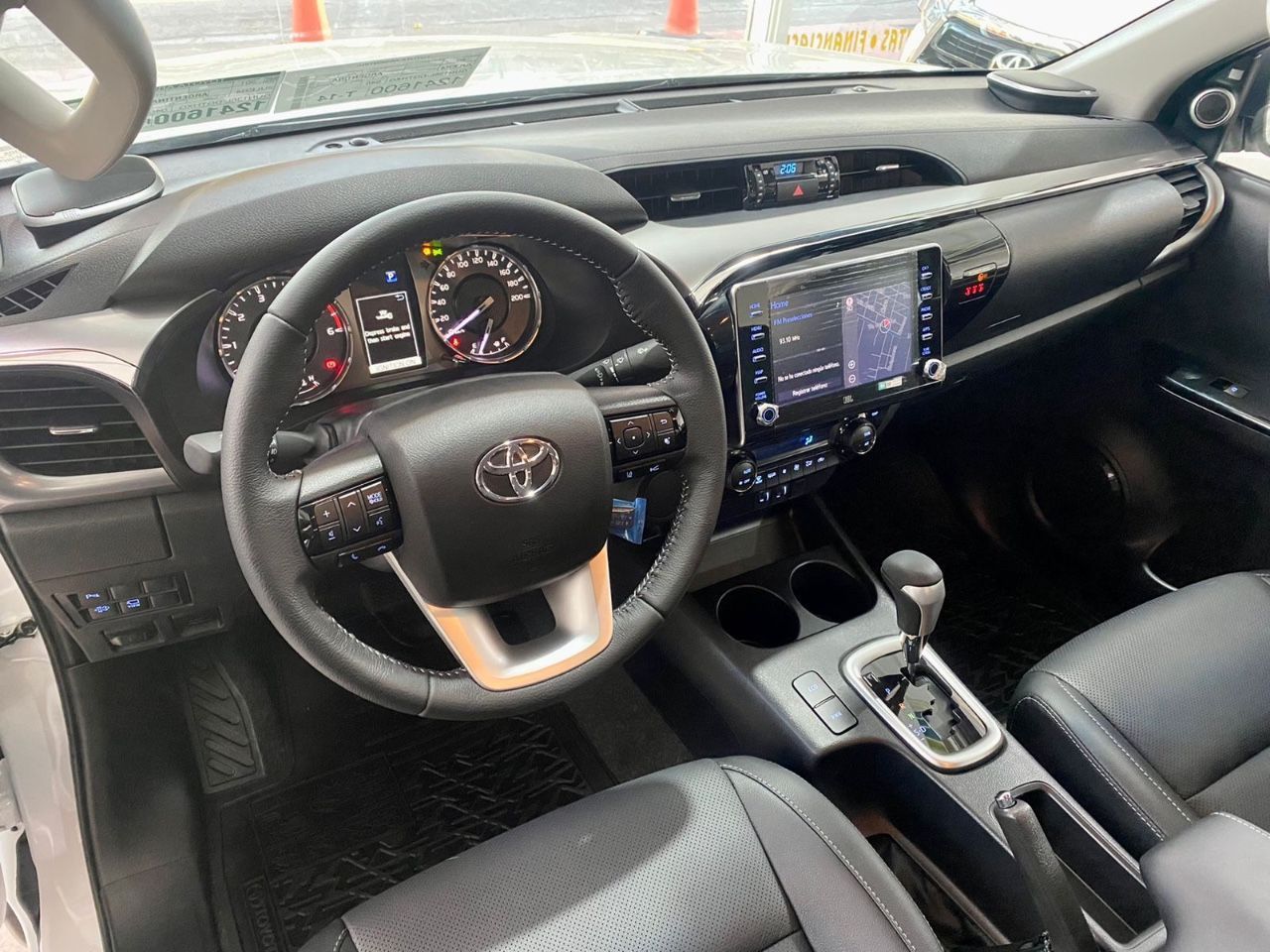 Toyota Hilux Nueva en Mendoza, deRuedas