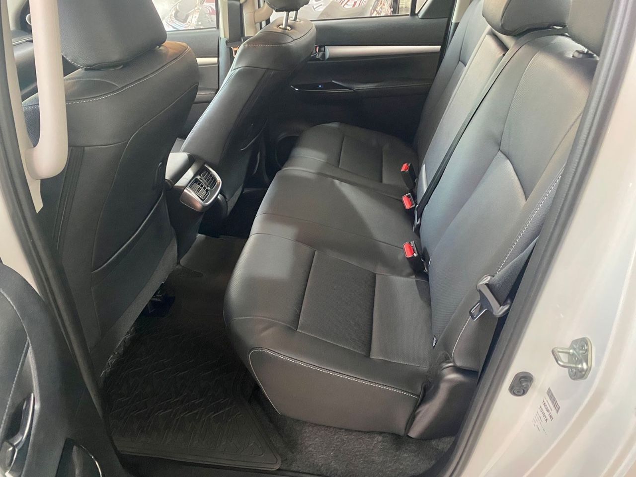 Toyota Hilux Nueva en Mendoza, deRuedas