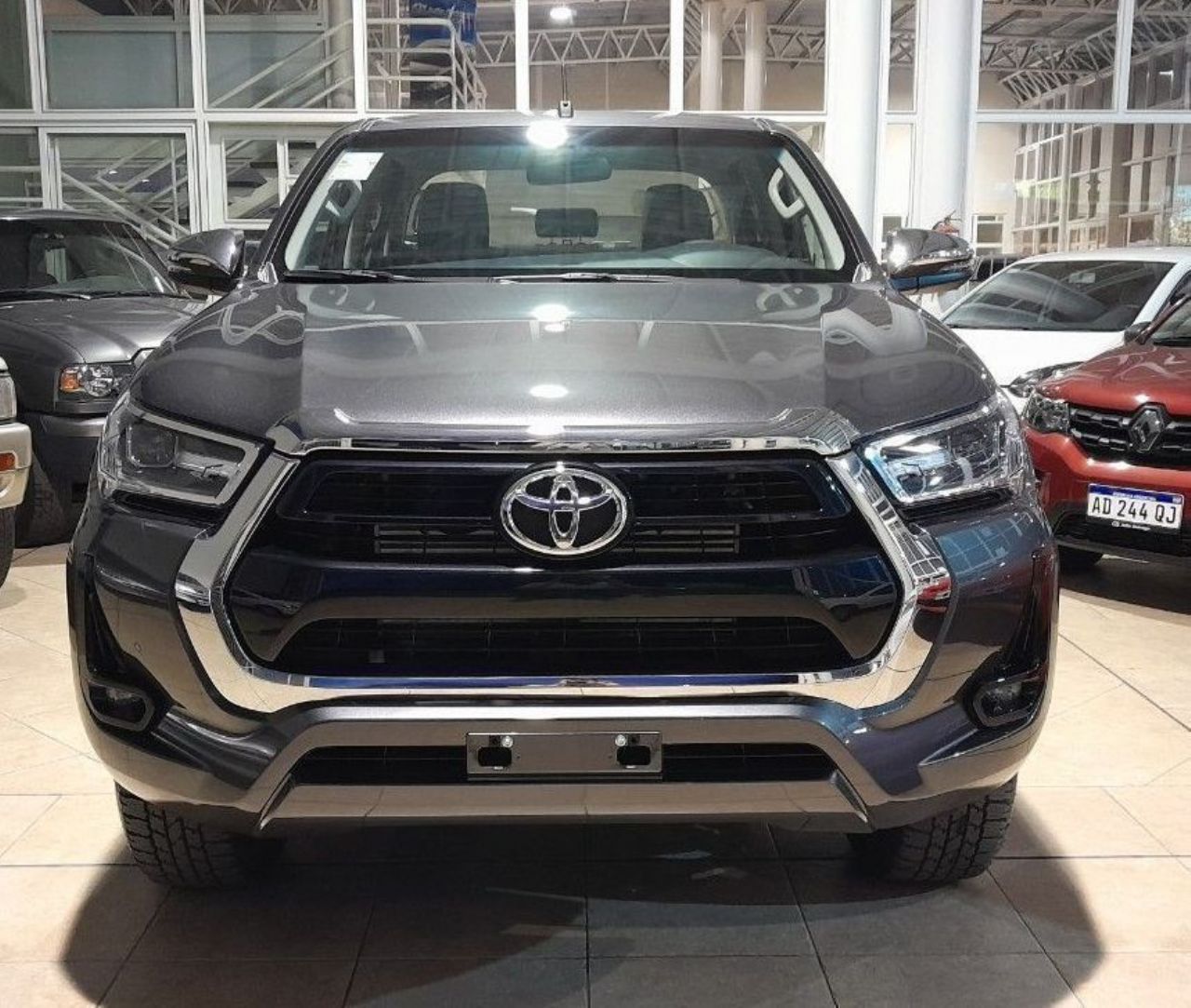 Toyota Hilux Nueva en Mendoza, deRuedas