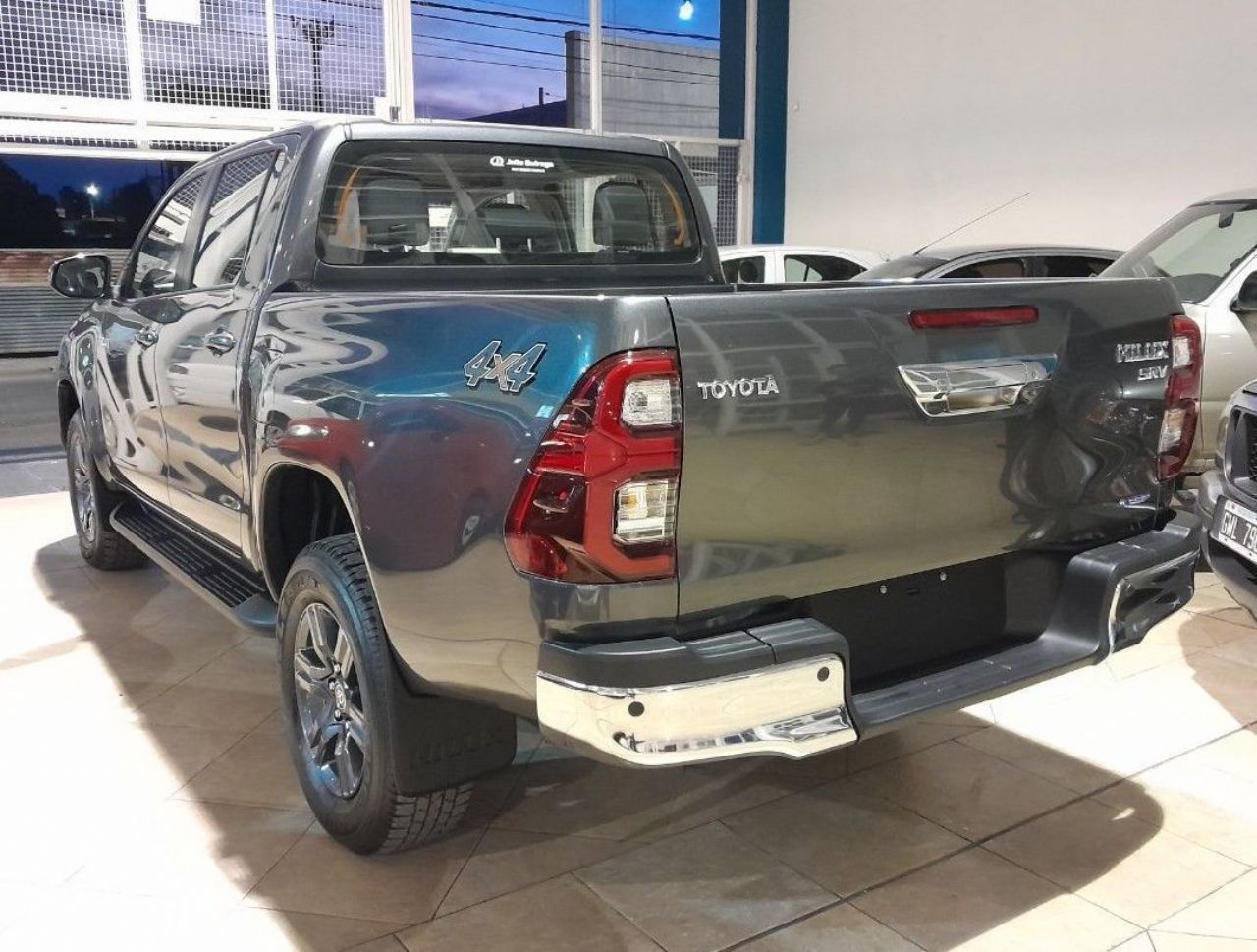 Toyota Hilux Nueva en Mendoza, deRuedas