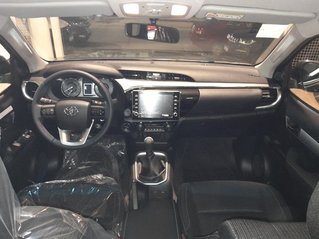 Toyota Hilux Nueva en Mendoza, deRuedas