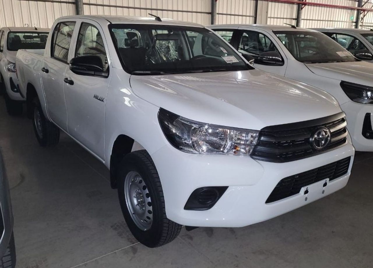 Toyota Hilux Nueva en Mendoza, deRuedas