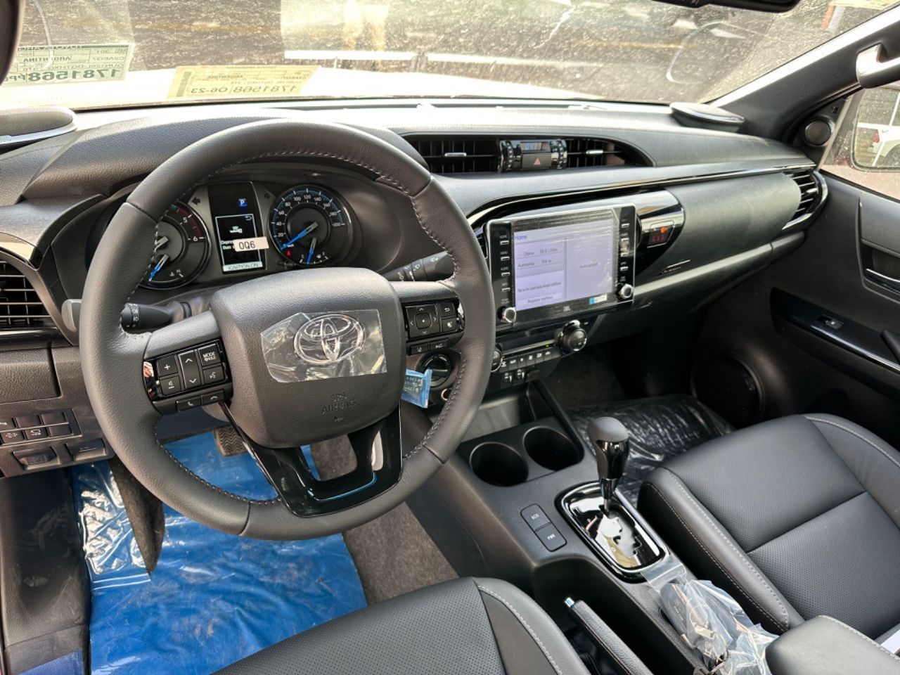Toyota Hilux Nueva en Mendoza, deRuedas