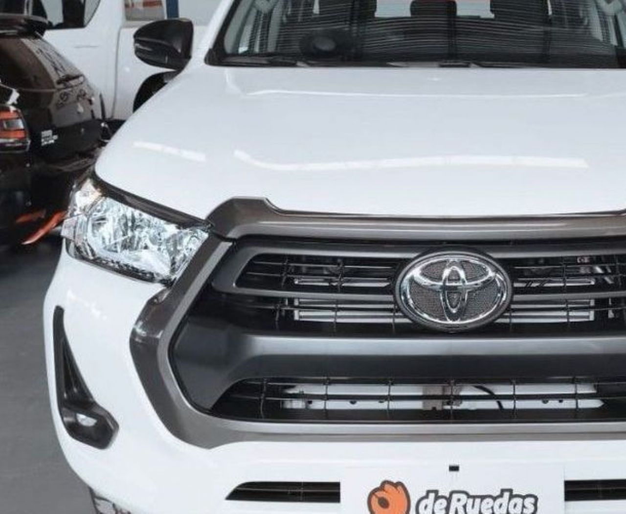 Toyota Hilux Nueva en Mendoza, deRuedas