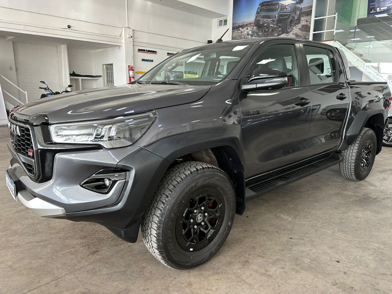 Toyota Hilux Nueva en San Juan, deRuedas