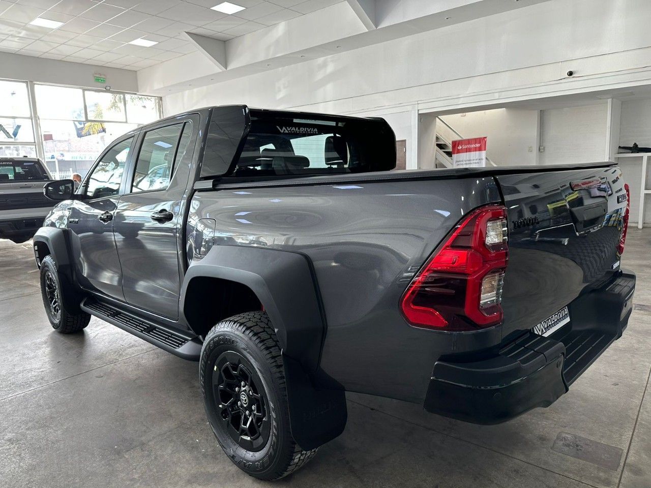 Toyota Hilux Nueva en San Juan, deRuedas