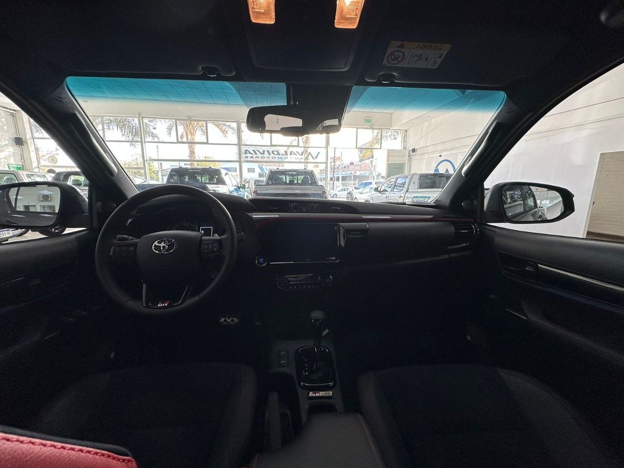 Toyota Hilux Nueva en San Juan, deRuedas