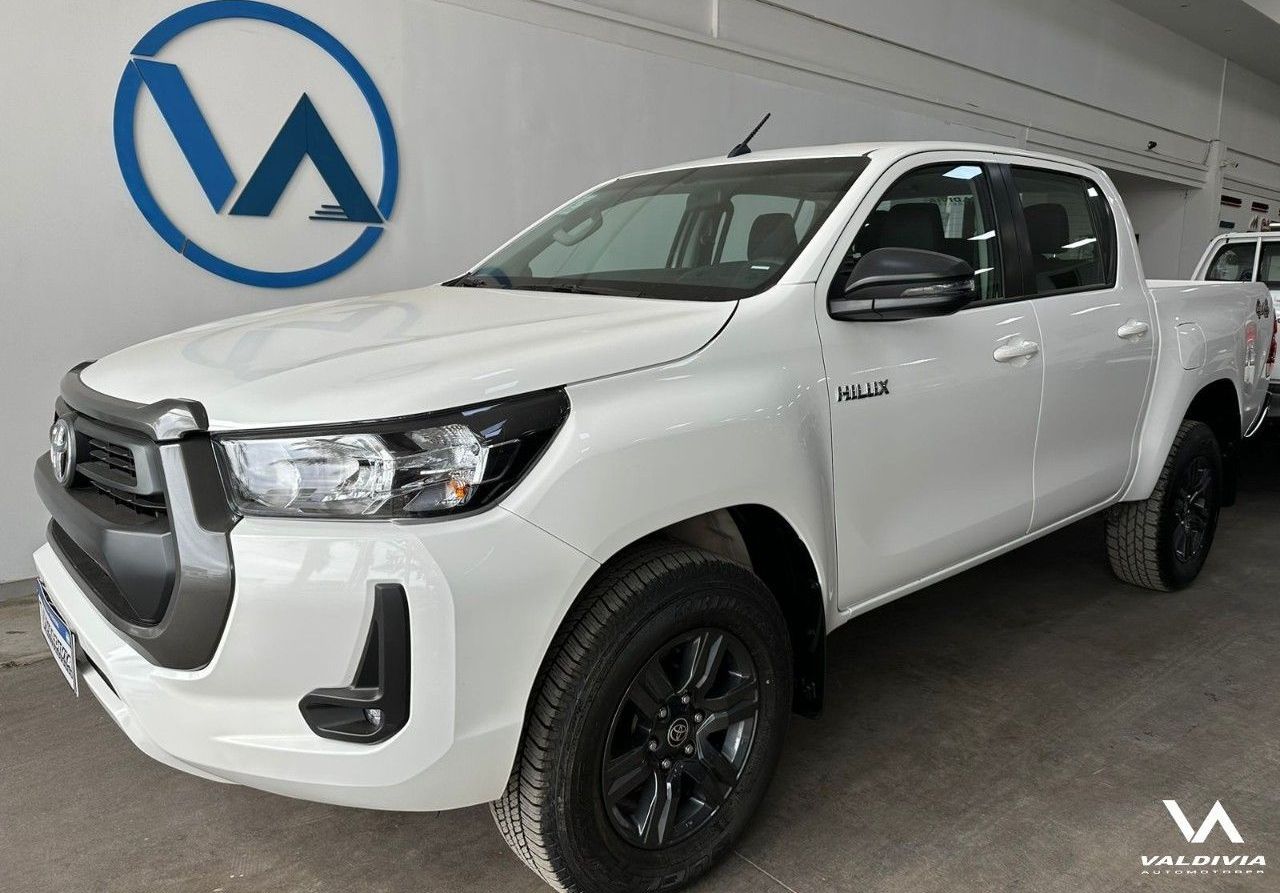 Toyota Hilux Nueva en San Juan, deRuedas